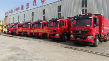 6x4重汽25吨破冰除雪车厂家批量下线